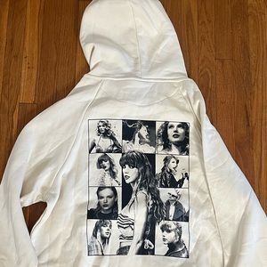 Taylor Swift Eras Tour Hoodie Sweatshirt Beige L Large